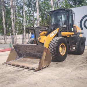 FOTO DE CARGADOR FRONTAL CASE 621G - 2018